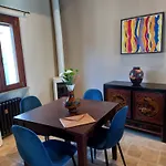 L'affaccio Sul Borgo *