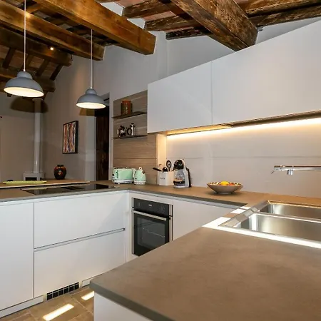 Lägenhet L'affaccio Sul Borgo