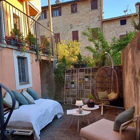 L'affaccio Sul Borgo